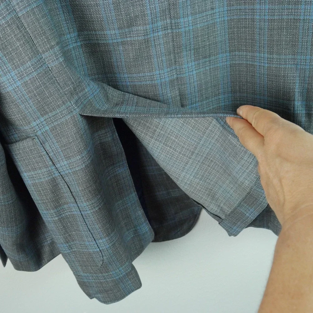 Brooks Brothers Regent Reda Wool Plaid Sport Coat Blazer Grey Blue 44R Jacket